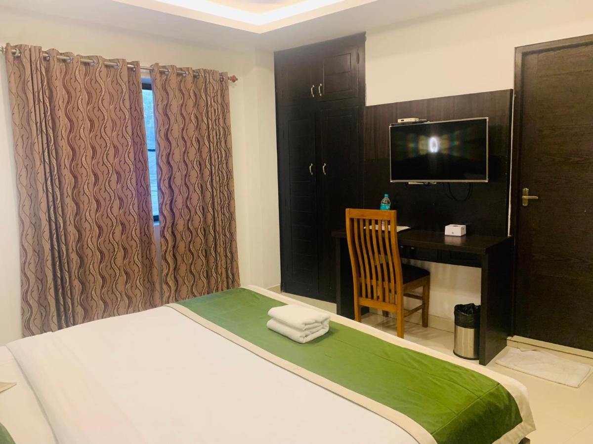 Hotel Greenlife Kochi Esterno foto