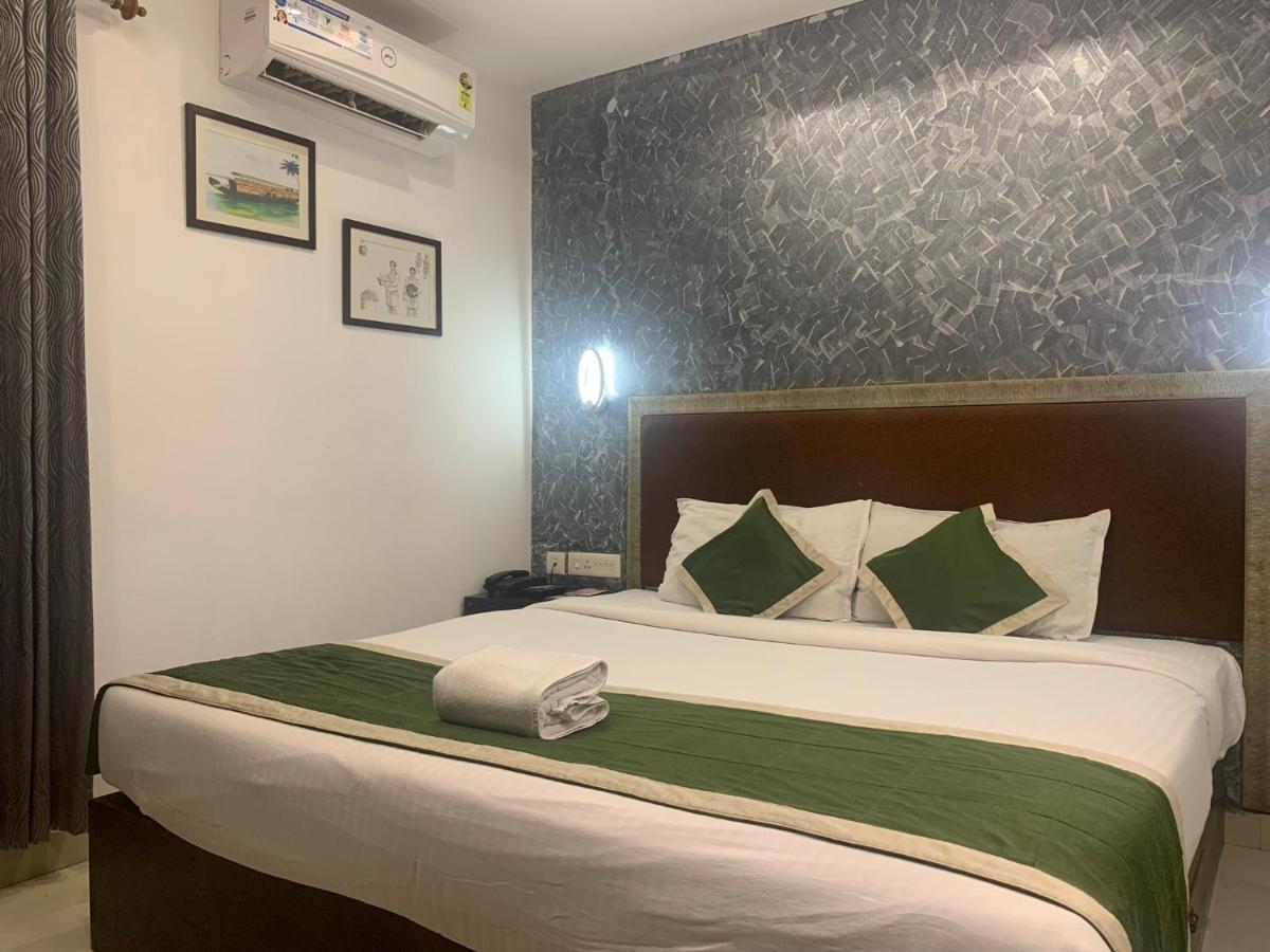 Hotel Greenlife Kochi Esterno foto